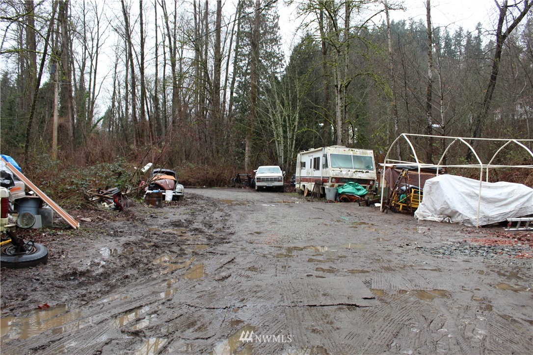 15414 Southeast Jones Road Renton, WA 98058 - Photo 22 of 29 Gallery Image 22