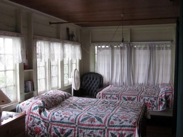 6374 South Dunns Farm Road Maple City, MI 49664 - Photo 11 of 20 1814553-10.JPG