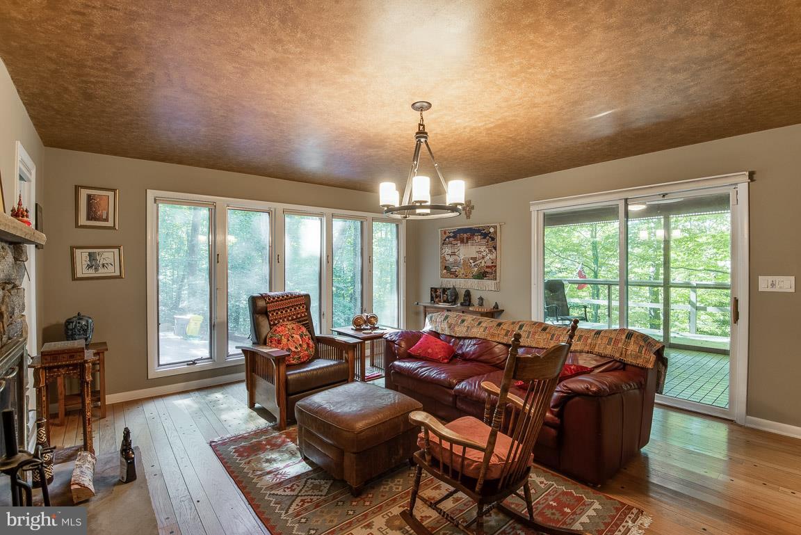 502 Epping Forest Road Annapolis, MD 21401 - Photo 15 of 76 Cozy den, this house has 3 fireplaces!