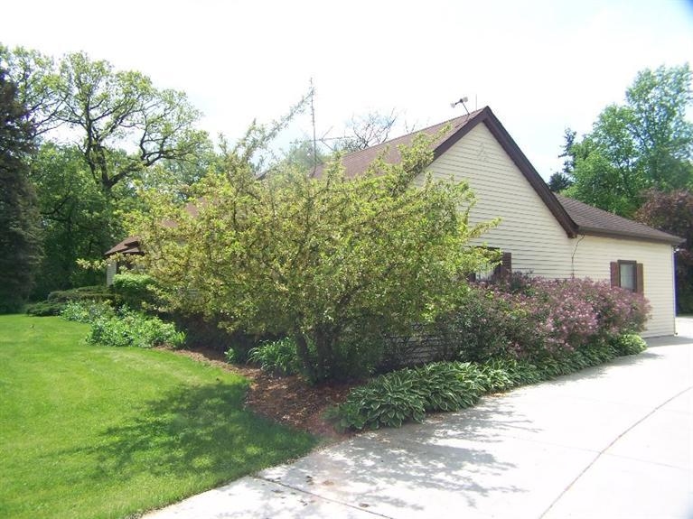 11520 Delaware Street Crown Point, IN 46307 - Photo 6 of 10 767x575