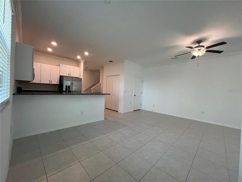 30813 Veridian Way Wesley Chapel, FL 33543 - Photo 4 of 26