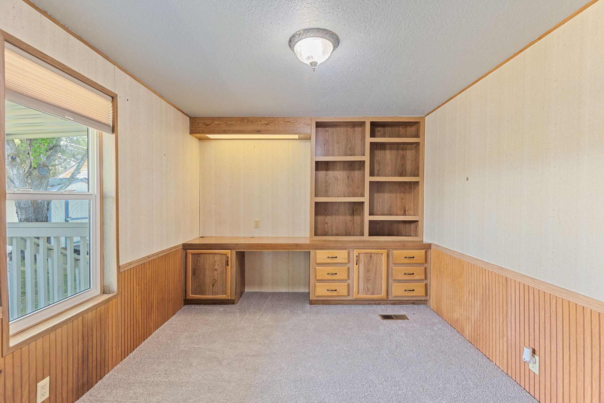 5076 Leonard Road, Unit 118 Grants Pass, OR 97527 - Photo 22 of 35 22