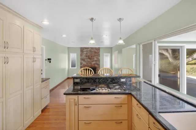 $950,000 | 9570 South Century Oak Road, Prunedale, CA 93907