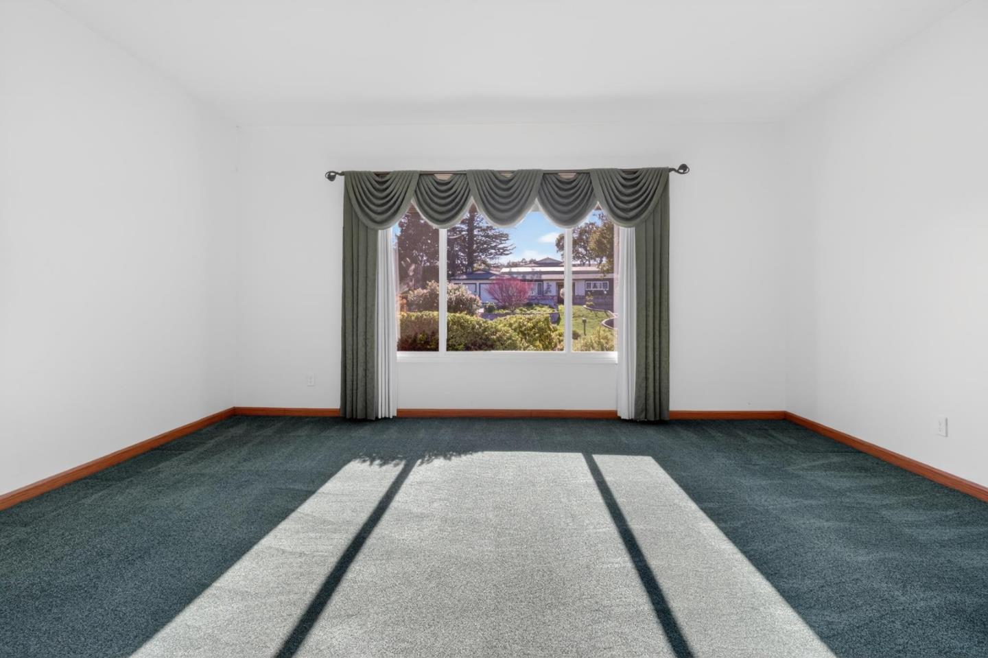 9570 South Century Oak Road Prunedale, CA 93907 - Photo 10 of 41