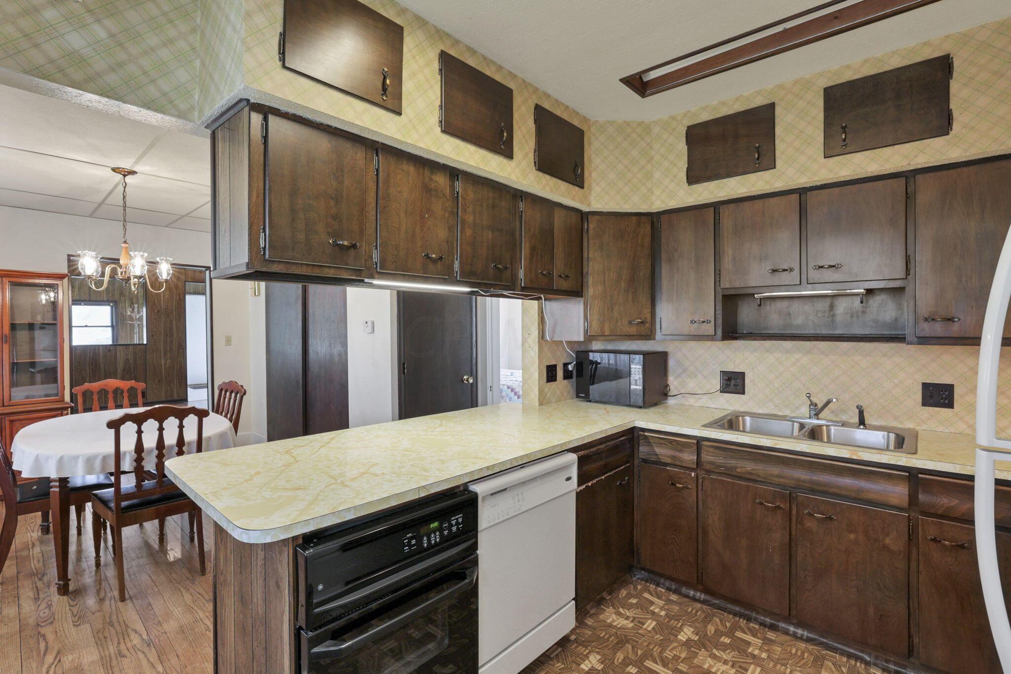4001 National Road Southeast Hebron, OH 43025 - Photo 20 of 66 21-web-or-mls-011A7083