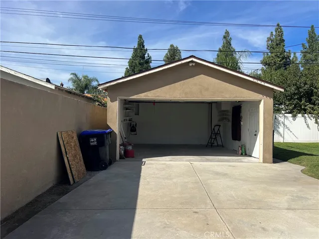 $2,700 | 2588 Genevieve Street North, San Bernardino, CA 92405