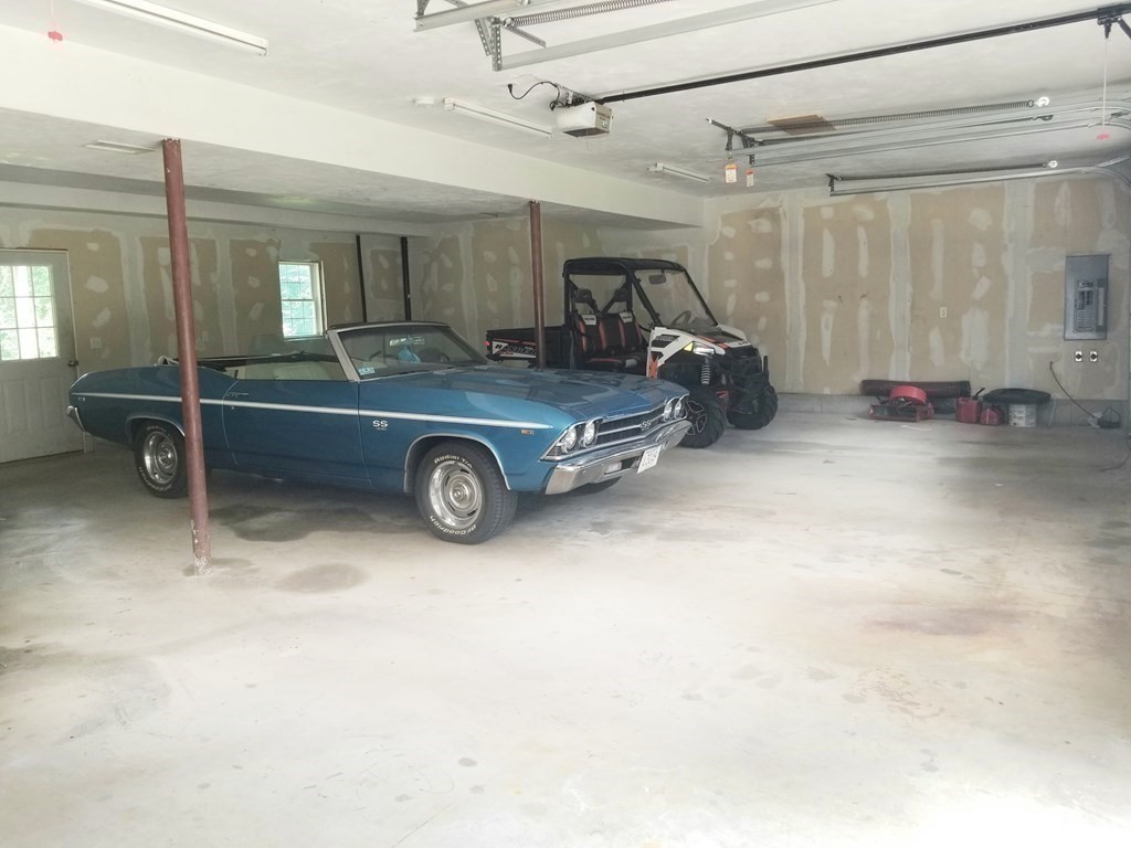 7 Dean Farm Road Sutton, MA 01590 - Photo 30 of 33