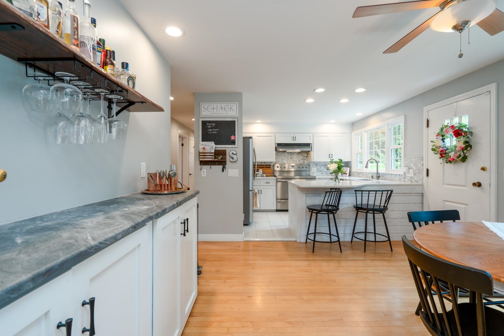 289 Tory Road Manchester, NH 03104 - Photo 5 of 22