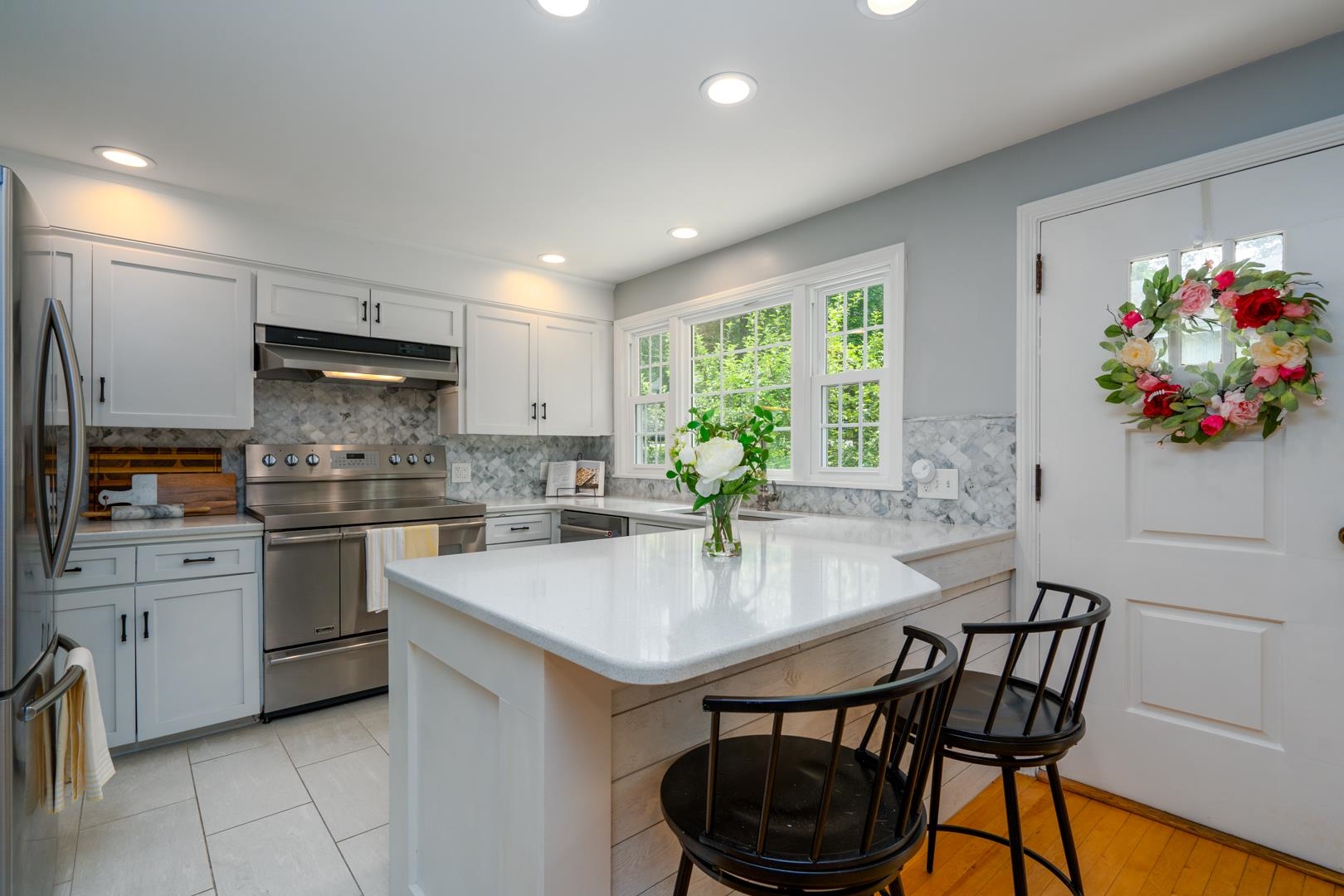 289 Tory Road Manchester, NH 03104 - Photo 8 of 22