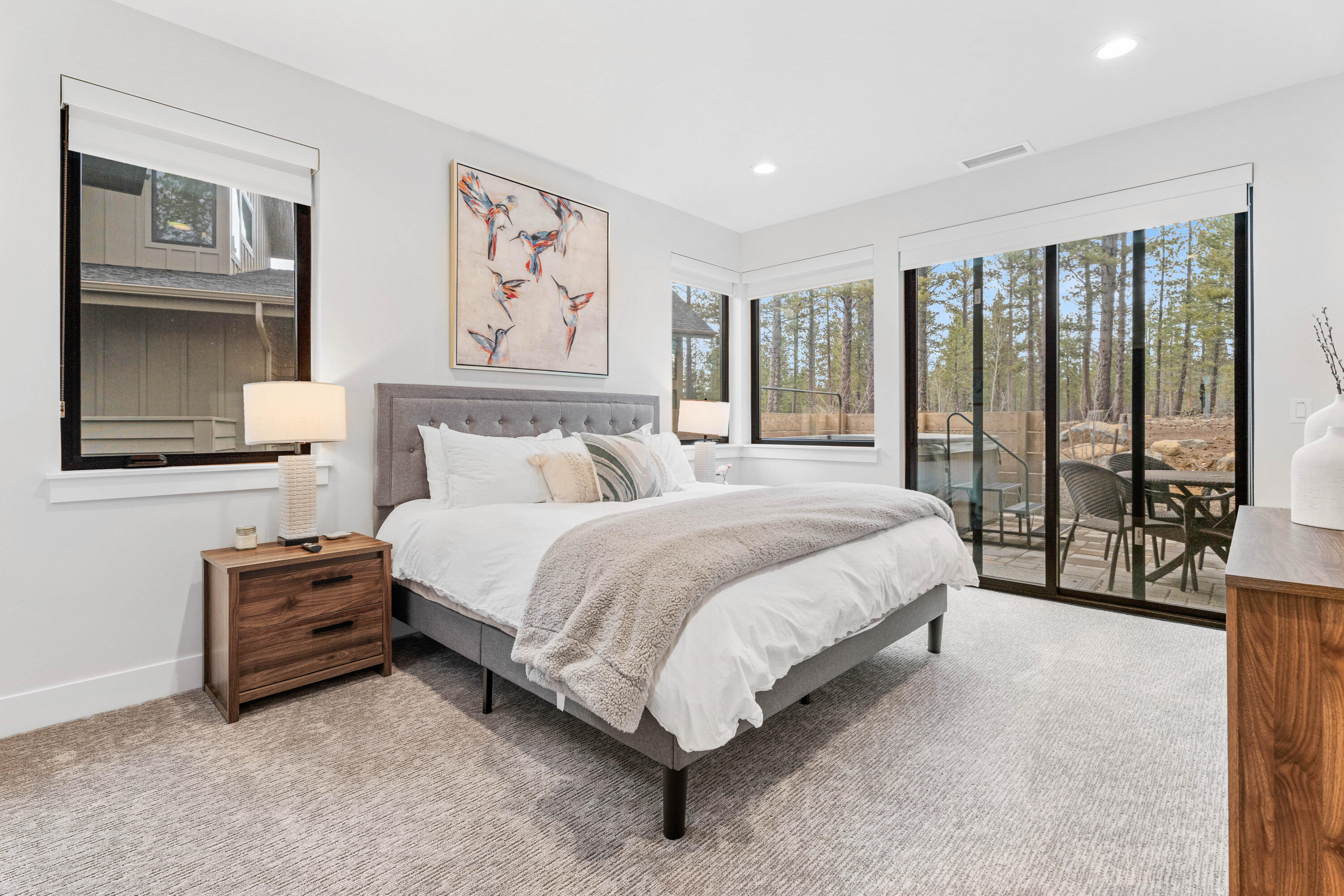 18160 Forestbrook Loop Bend, Unit 5 Bend, OR 97707 - Photo 18 of 37 27-Bedroom