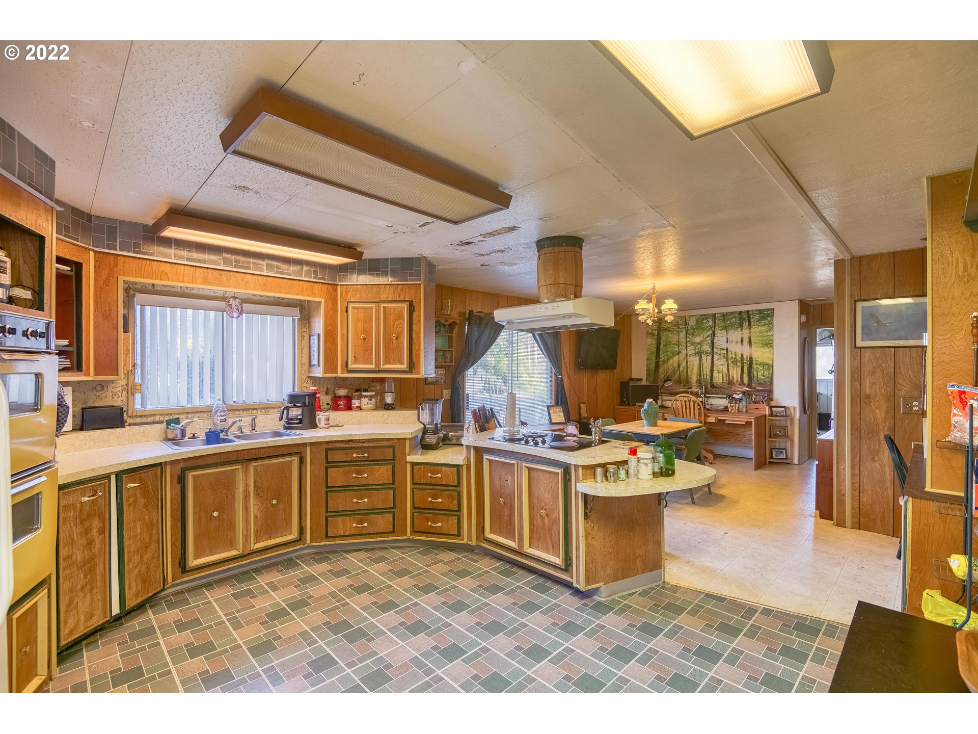 63073 Fruitdale Road Coos Bay, OR 97420 - Photo 7 of 27 Gallery Image 7