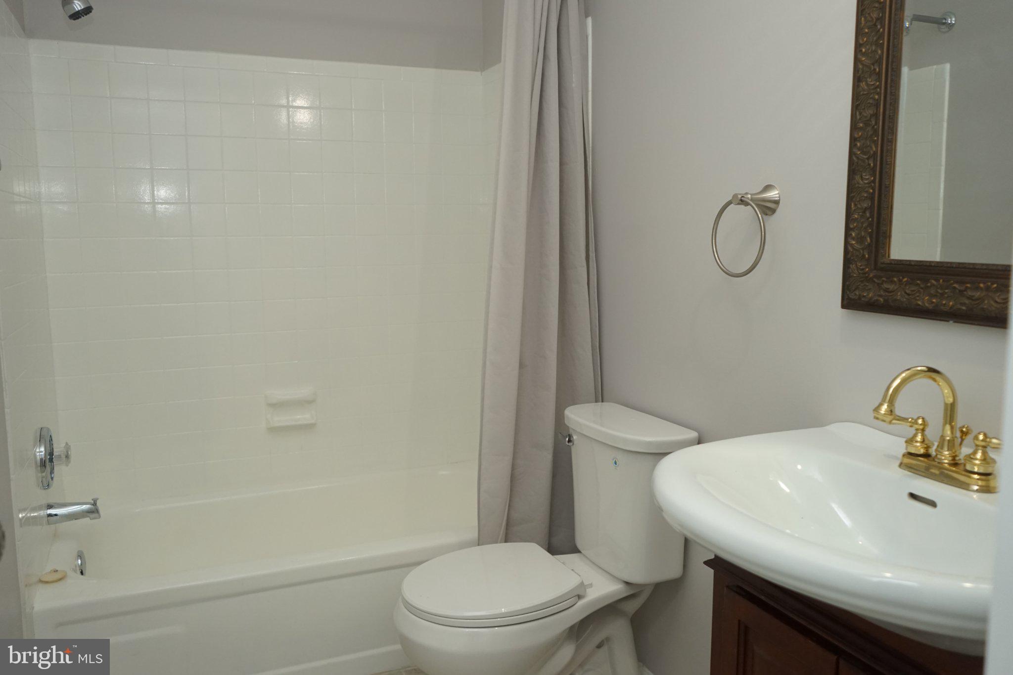 96 Farnwood Road Mount Laurel, NJ 08054 - Photo 14 of 30 Elegant bathroom with modern fixtures.