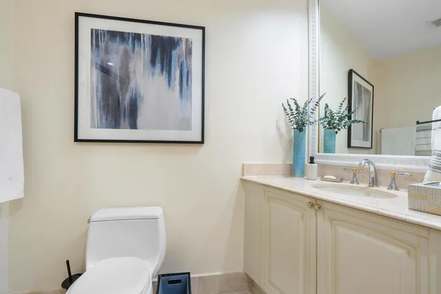 $11,950 | 201 South Narcissus Avenue, Unit 605, West Palm Beach, FL 33401