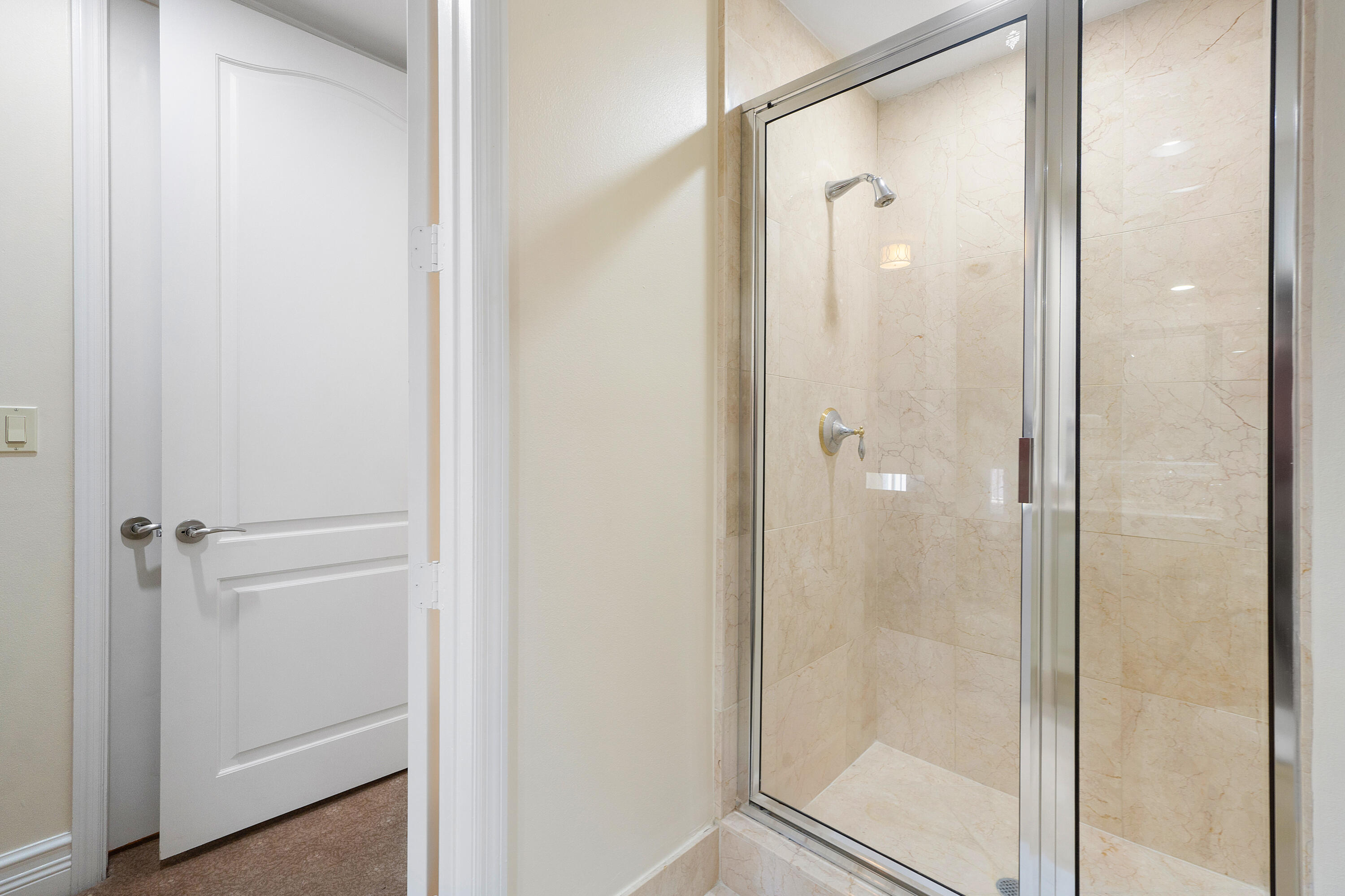 201 South Narcissus Avenue, Unit 605 West Palm Beach, FL 33401 - Photo 16 of 33 016-201SouthNarcissusAvenue-605-WestPalm