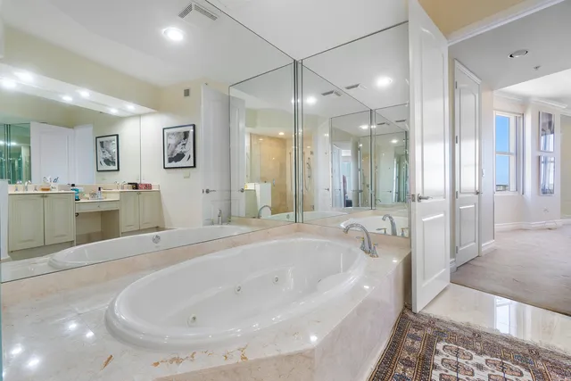 $11,950 | 201 South Narcissus Avenue, Unit 605, West Palm Beach, FL 33401