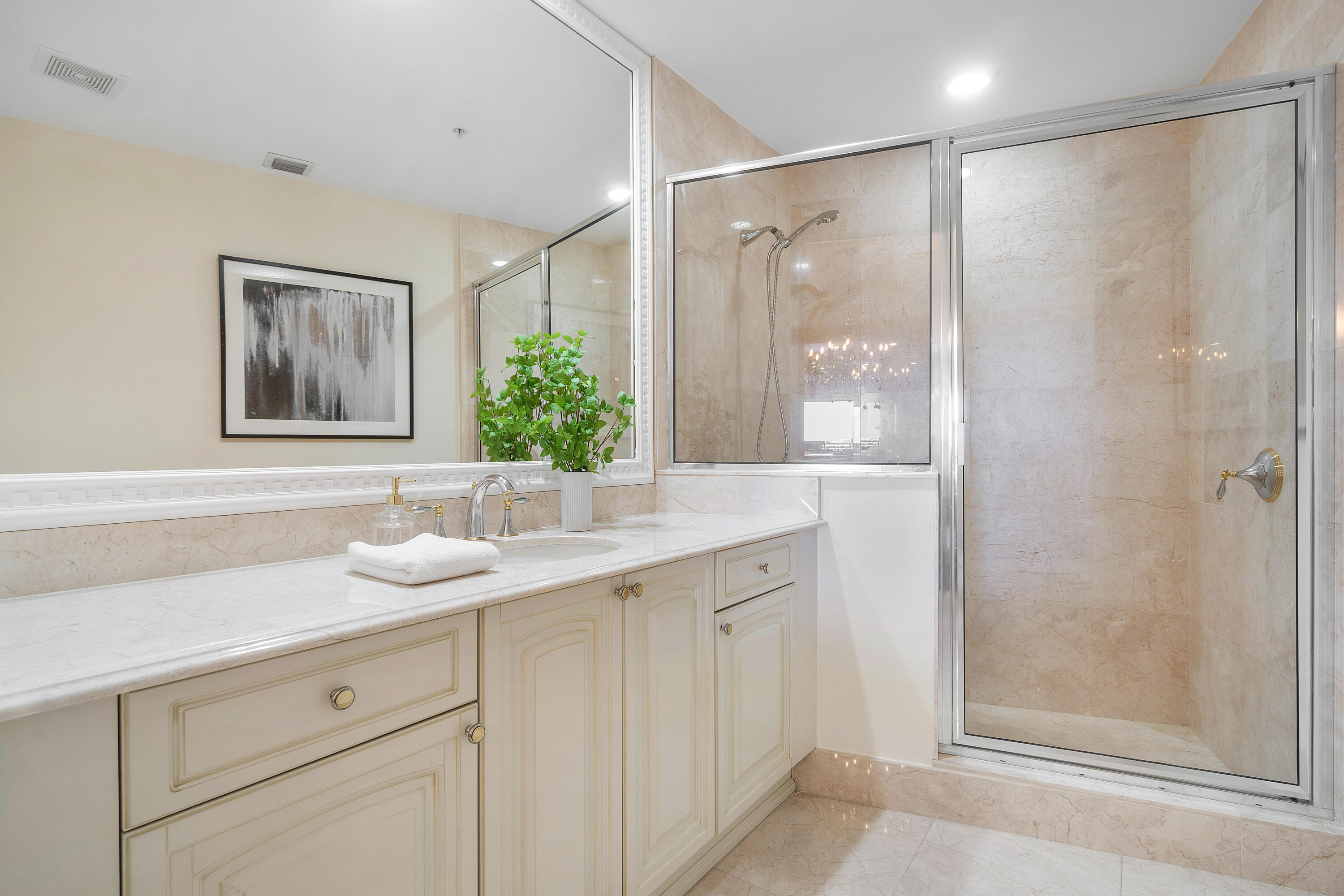 201 South Narcissus Avenue, Unit 605 West Palm Beach, FL 33401 - Photo 27 of 33 028-201SouthNarcissusAvenue-605-WestPalm