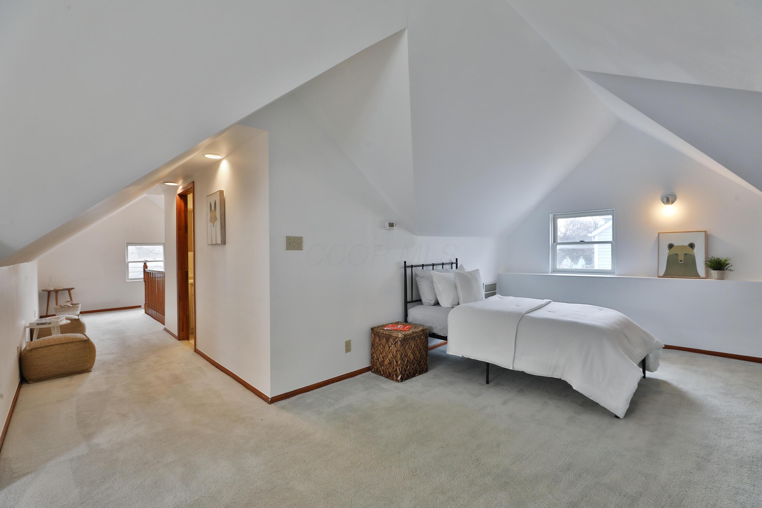 990 Vernon Road Columbus, OH 43209 - Photo 42 of 60 990-Vernon-42