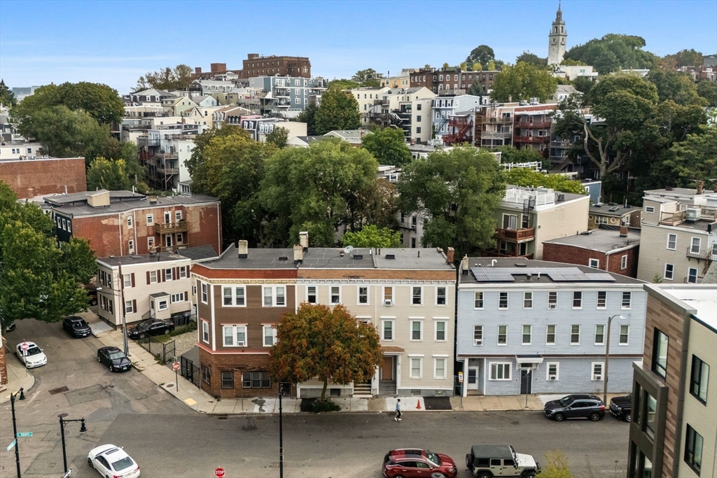 296 East 8th Street, Unit 3 Boston, MA 02127 - Photo 23 of 29 a view of a building with a street