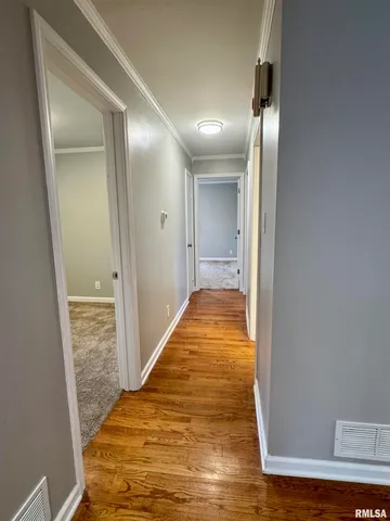 $189,000 | 8 Woodland Lane, Macomb, IL 61455