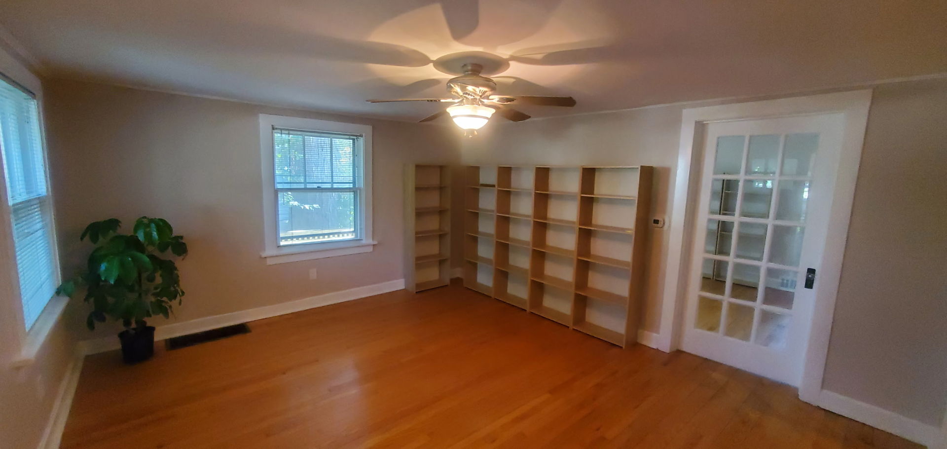 1806 Colfax Street, Unit E Evanston, IL 60201 - Photo 5 of 10