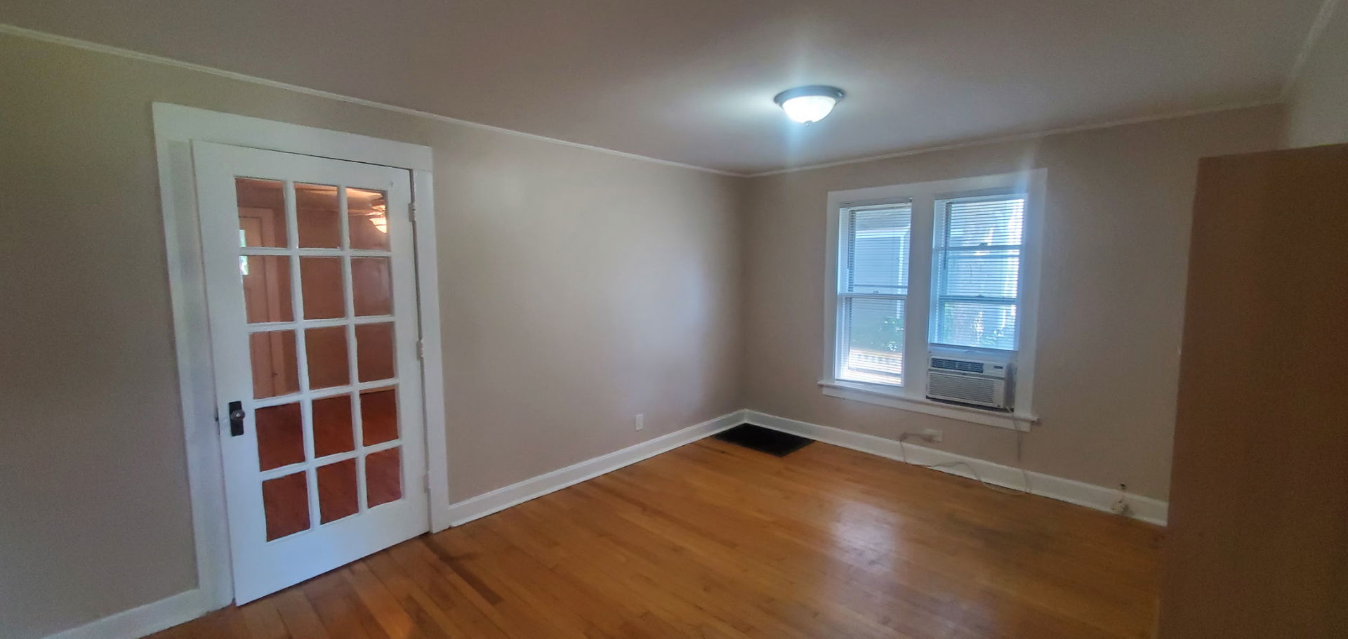 1806 Colfax Street, Unit E Evanston, IL 60201 - Photo 6 of 10
