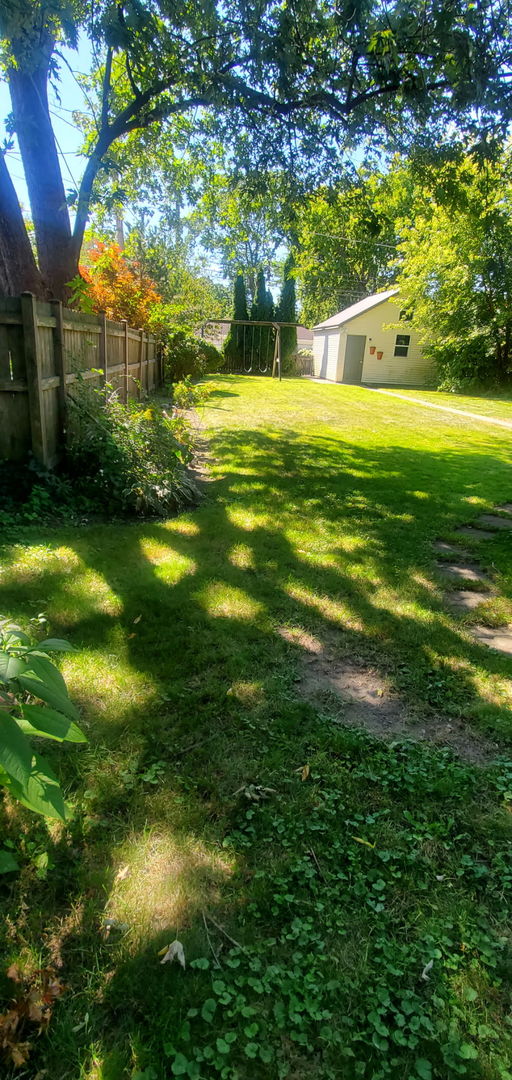 1806 Colfax Street, Unit E Evanston, IL 60201 - Photo 10 of 10