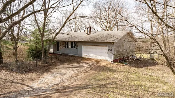 $150,000 | 302 North Elm Street, Medora, IL 62063