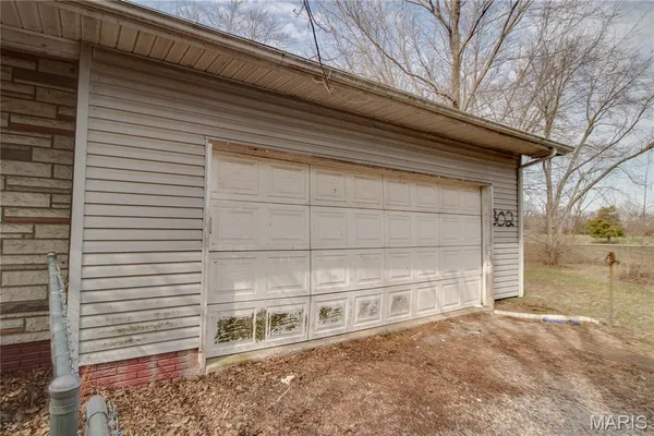 $150,000 | 302 North Elm Street, Medora, IL 62063