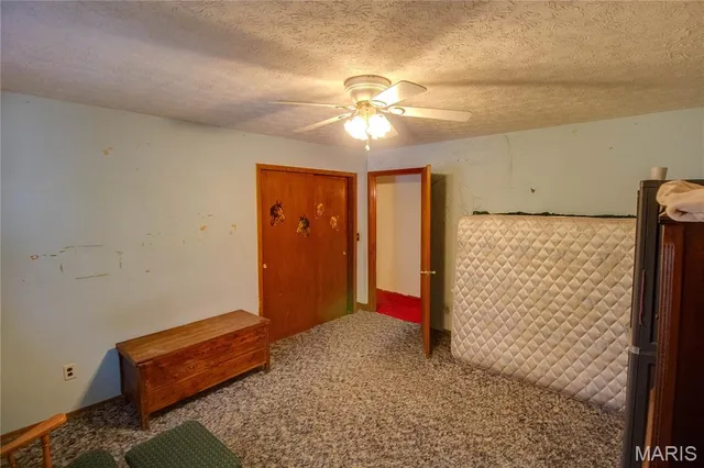 $1 | 302 North Elm Street, Medora, IL 62063