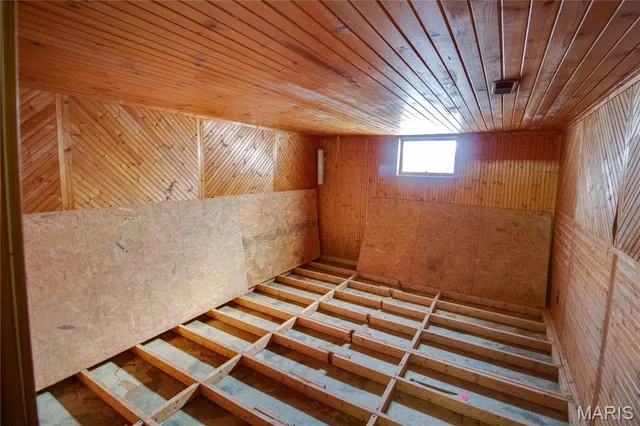 $1 | 302 North Elm Street, Medora, IL 62063