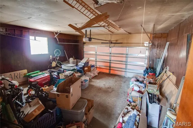 $1 | 302 North Elm Street, Medora, IL 62063