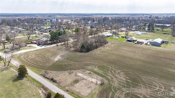 $150,000 | 302 North Elm Street, Medora, IL 62063