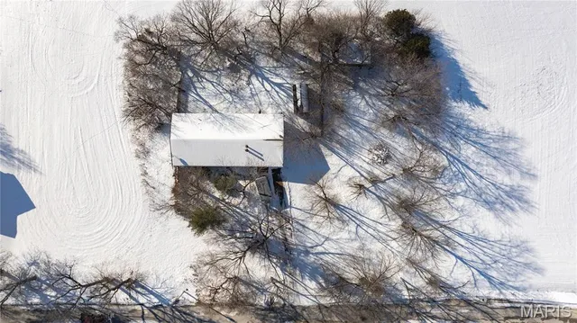 $1 | 302 North Elm Street, Medora, IL 62063