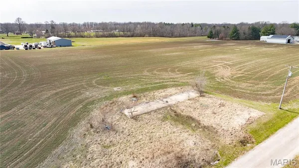 $150,000 | 302 North Elm Street, Medora, IL 62063