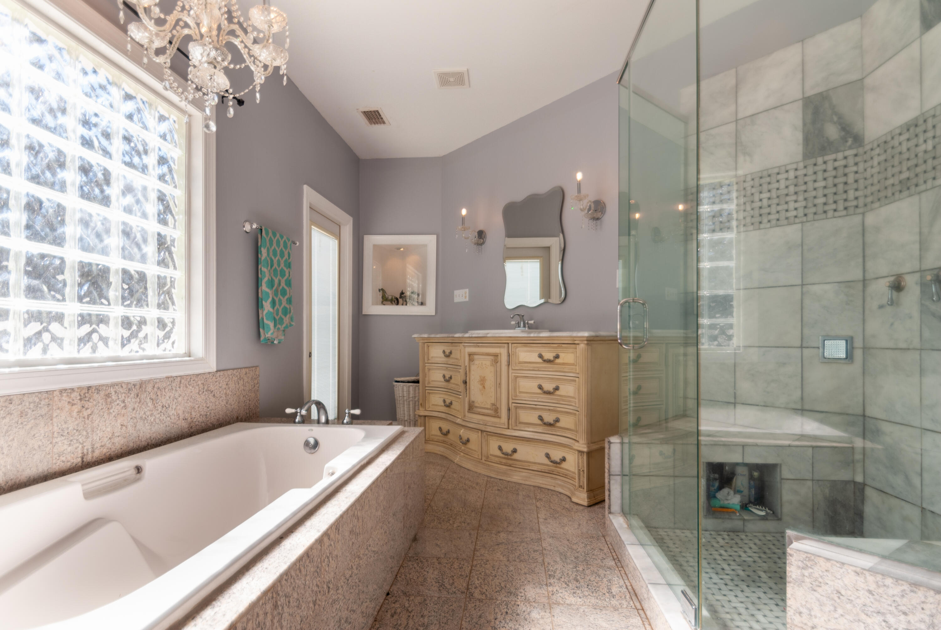 473 New Valley Road Summerville, SC 29486 - Photo 22 of 59 Primary En Suite bath