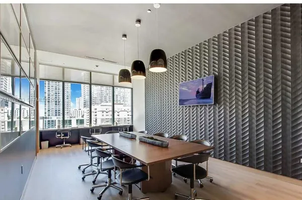 $3,200 | 55 Southwest 9th Street, Unit 2609, Miami, FL 33130