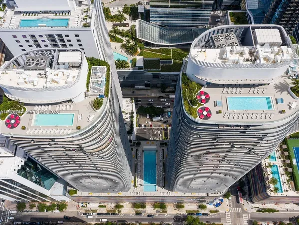 $3,200 | 55 Southwest 9th Street, Unit 2609, Miami, FL 33130