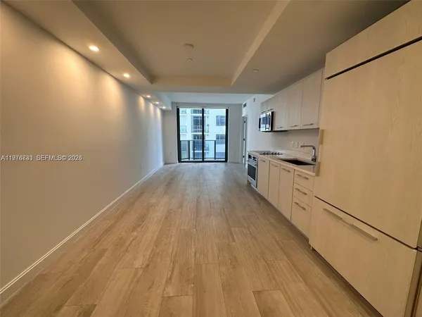 $3,200 | 55 Southwest 9th Street, Unit 2609, Miami, FL 33130