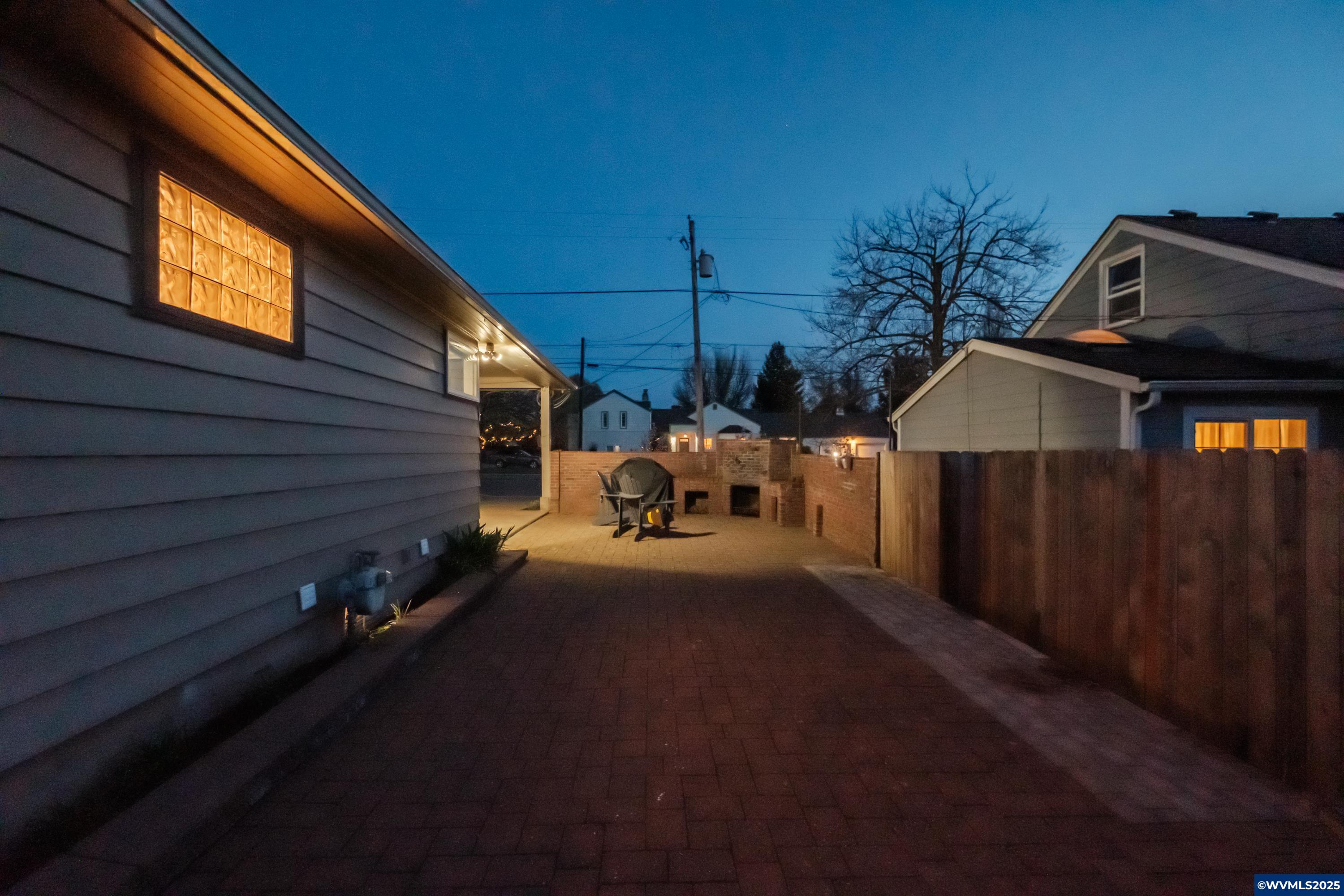 828 Lawnridge Street Southwest Albany, OR 97321 - Photo 45 of 50 Gallery Image 45