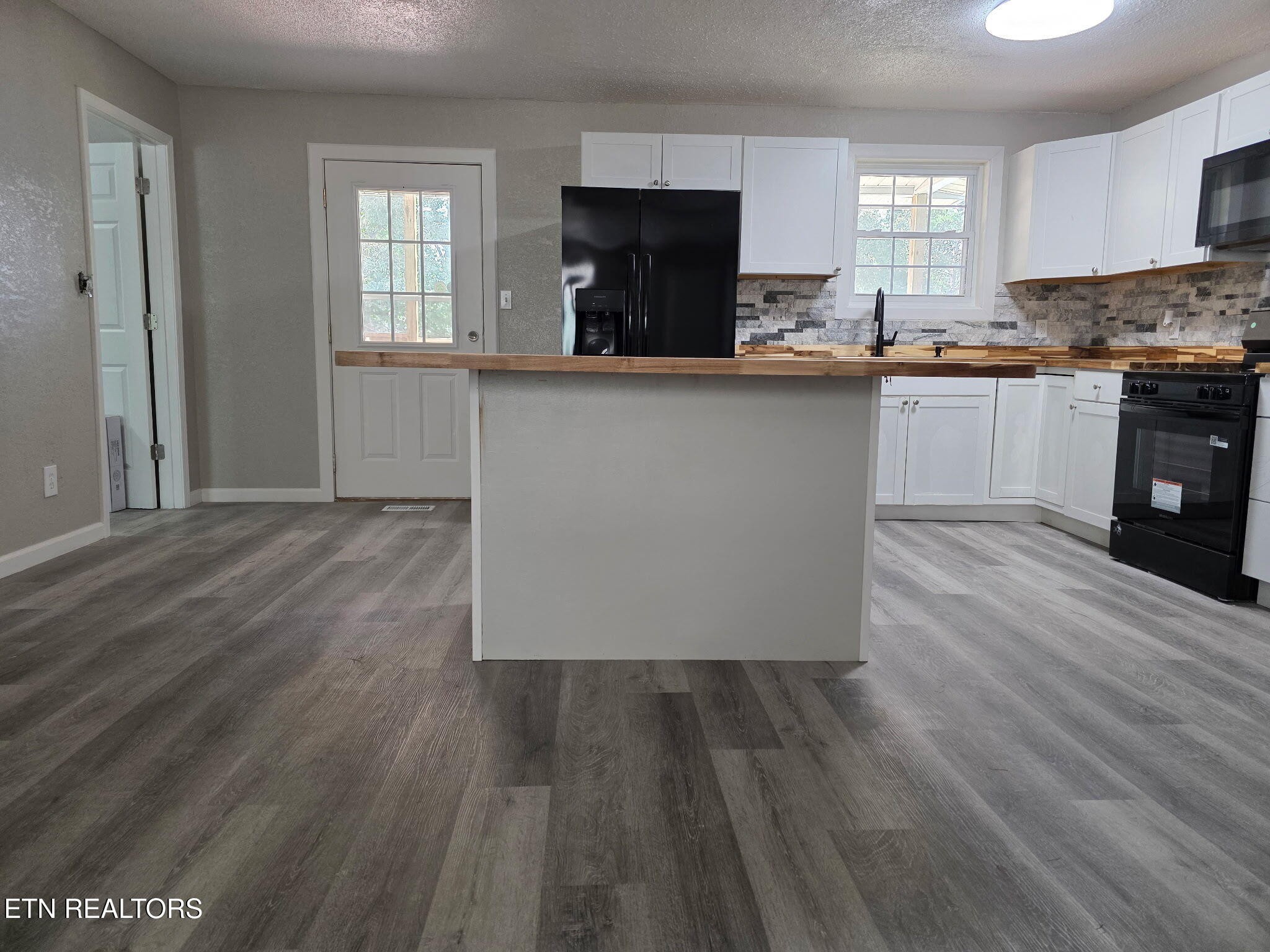4024 Big Springs Ridge Road Friendsville, TN 37737 - Photo 4 of 11 Gallery Image 4