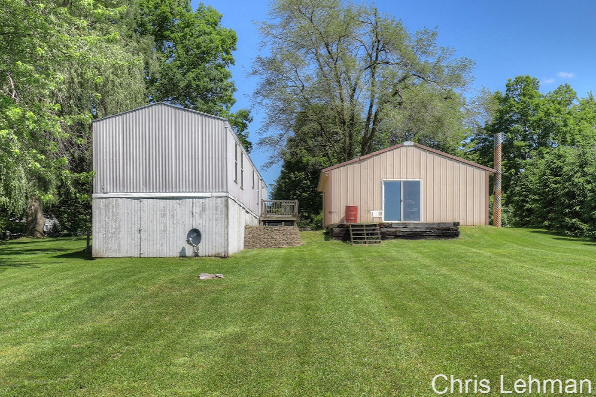 9443 Peck Road Greenville, MI 48838 - Photo 21 of 24 IMG_1020