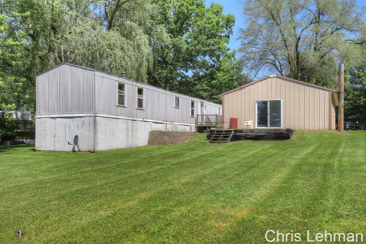9443 Peck Road Greenville, MI 48838 - Photo 23 of 24 IMG_1022