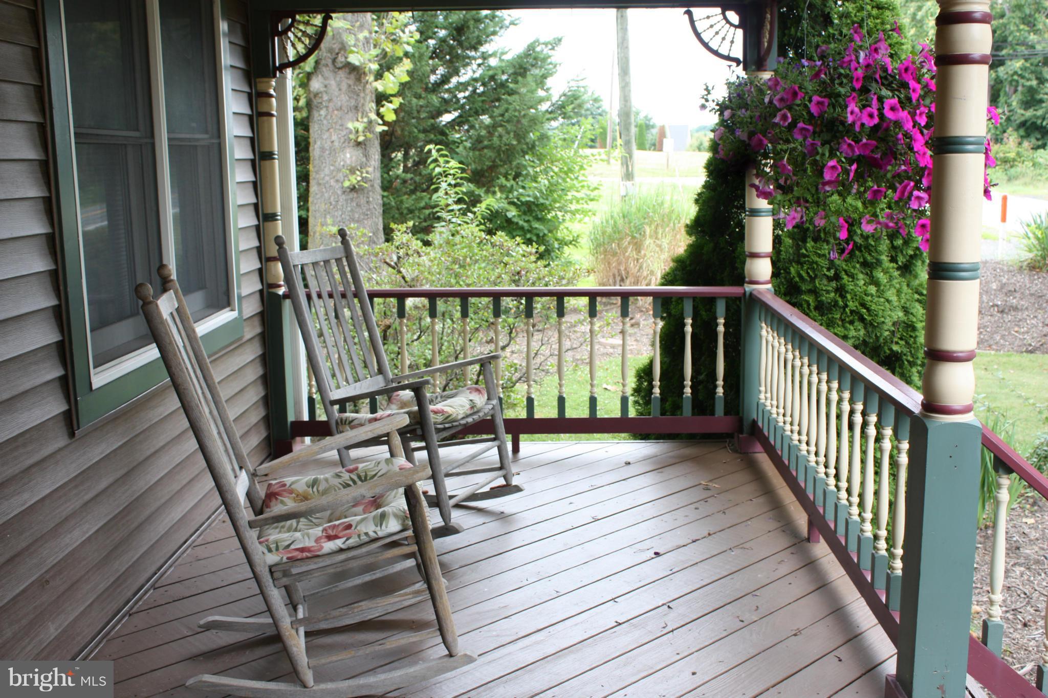 9210 Damascus Road Damascus, MD 20872 - Photo 2 of 25 Cozy Front Porch