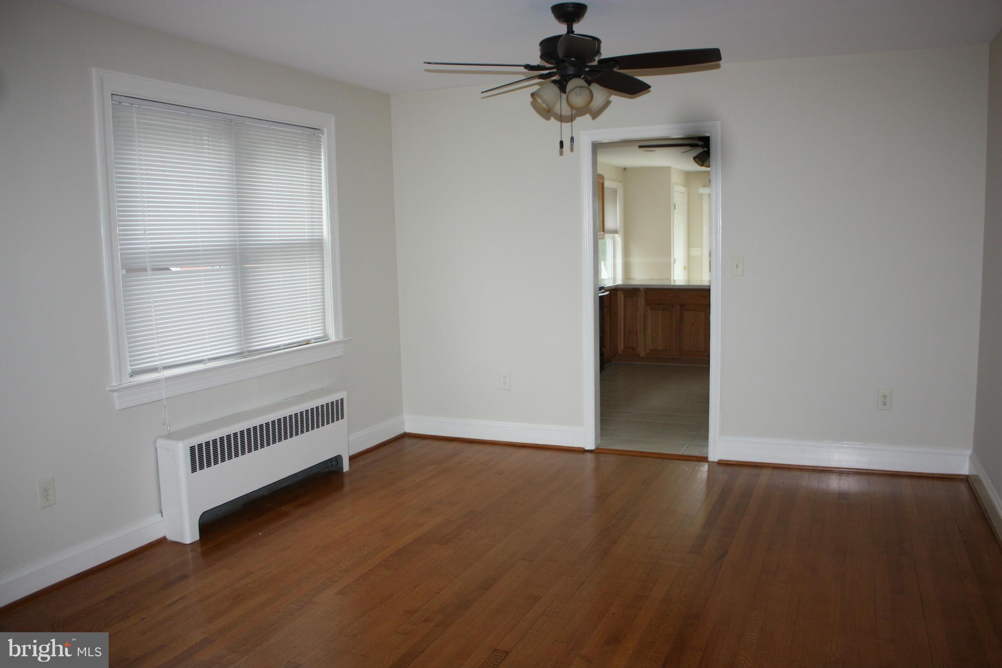 9210 Damascus Road Damascus, MD 20872 - Photo 4 of 25 Dining Room