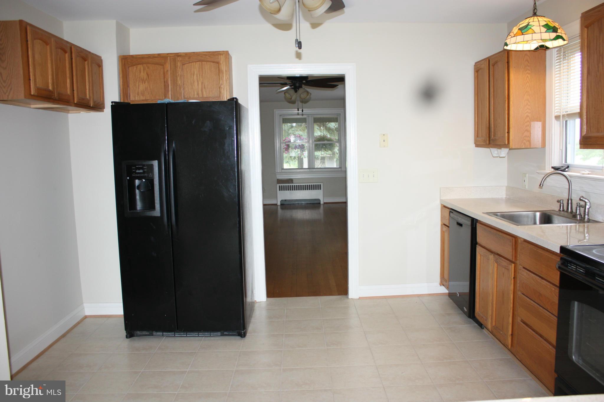 9210 Damascus Road Damascus, MD 20872 - Photo 7 of 25 Kitchen