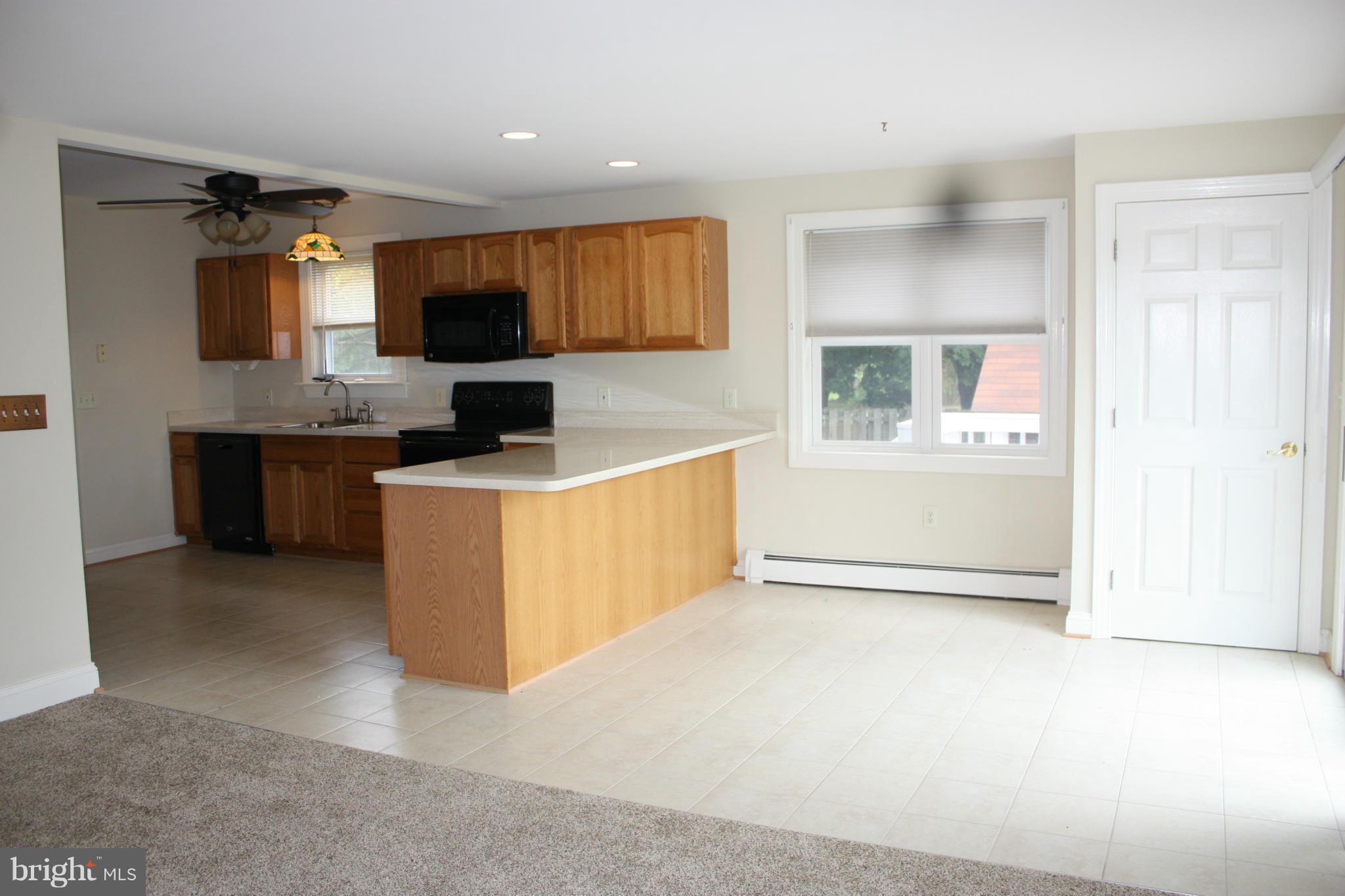 9210 Damascus Road Damascus, MD 20872 - Photo 8 of 25 Kitchen