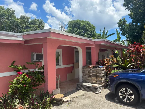 $2,999 | 3120 Northeast 8th Avenue, Pompano Beach, FL 33064