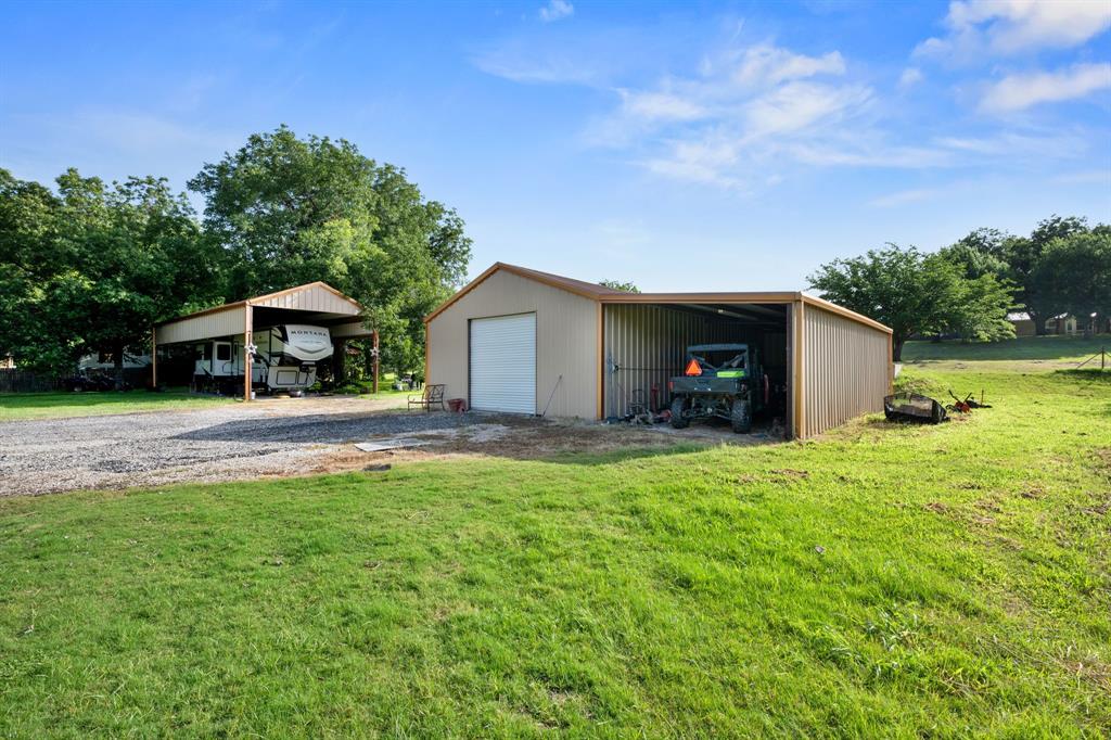 800 Riverview Road Millsap, TX 76066 - Photo 6 of 33