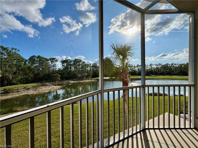 $5,000 | 4884 Hampshire Court, Unit 7104, Naples, FL 34112