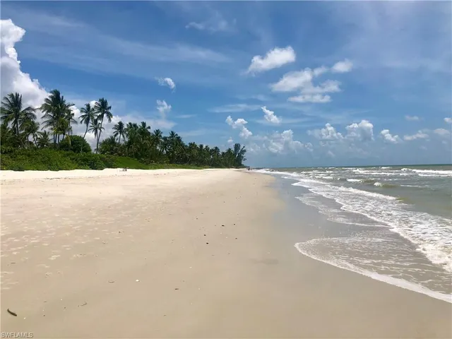 $5,000 | 4884 Hampshire Court, Unit 7104, Naples, FL 34112